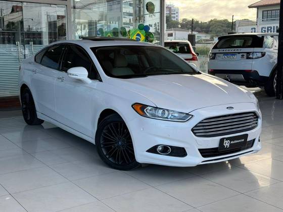 FORD FUSION 2.0 TITANIUM AWD 16V GASOLINA 4P AUTOMÁTICO FORD FUSION 2.0 TITANIUM AWD 16V GASOLINA 4P AUTOMÁTICO